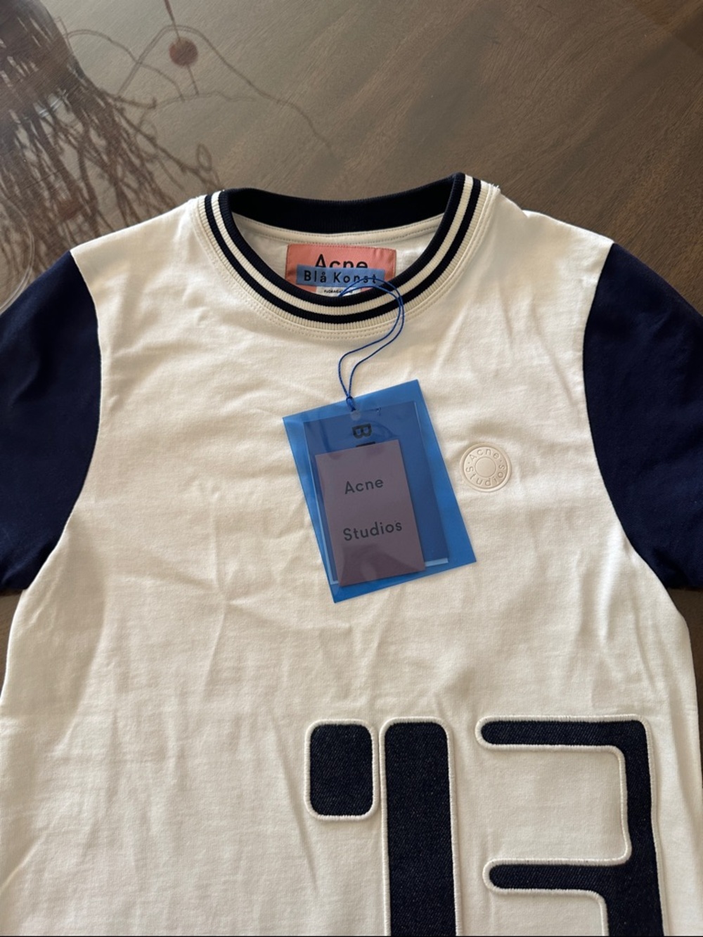 NWT Acne Studios Baseball Tee XS Navy - Picture 2 of 5